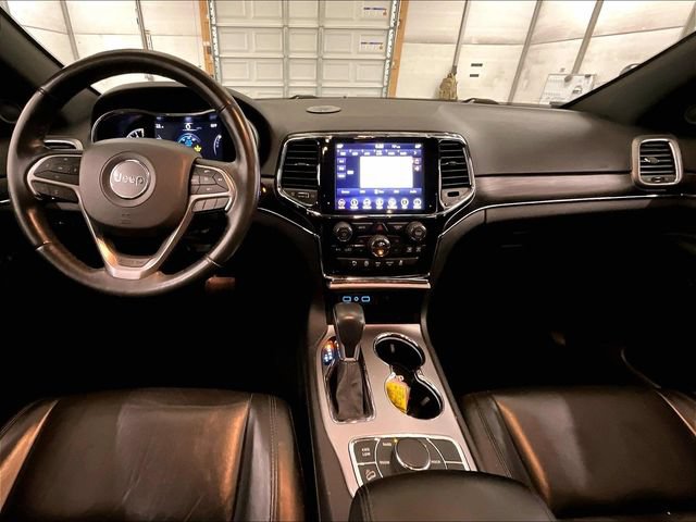 Used 2019 Jeep Grand Cherokee Limited AWD/4WD image 14