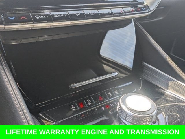 Used 2024 Jeep Wagoneer Series II w/ Flexible Seating Group RWD image 18