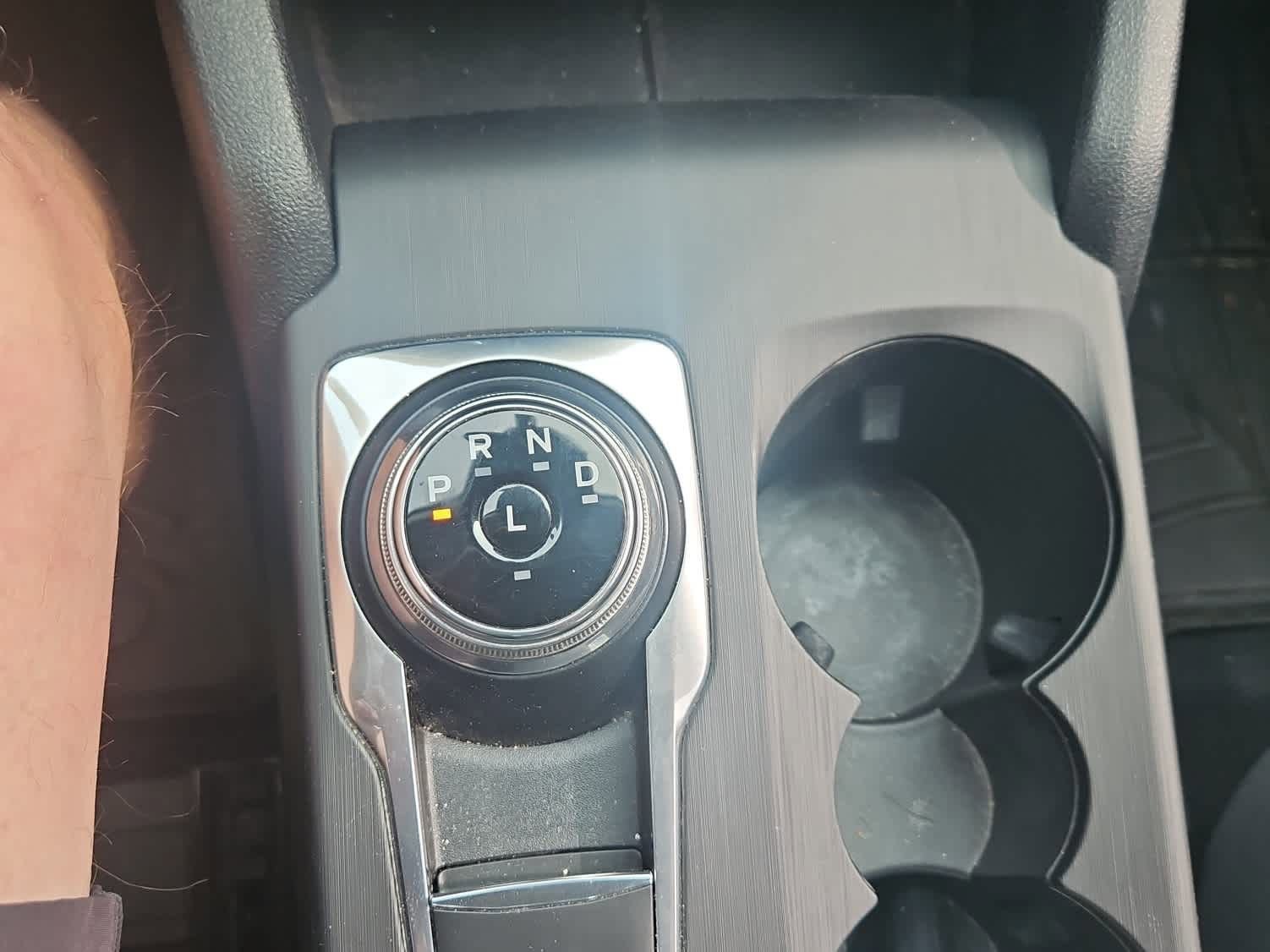 Certified 2021 Ford Escape SE w/ SE Sport Appearance Package image 18