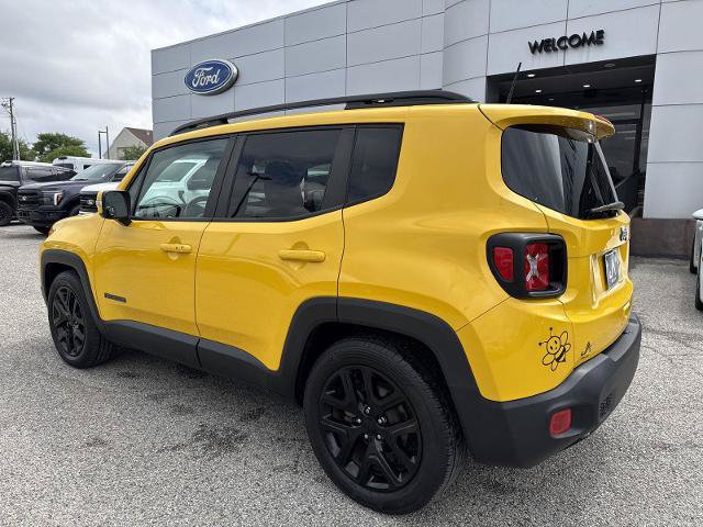 Used 2018 Jeep Renegade Altitude w/ Popular Equipment Group FWD image 12