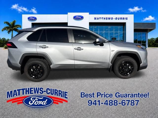 Used 2025 Toyota RAV4 XLE w/ Convenience Package FWD image 3