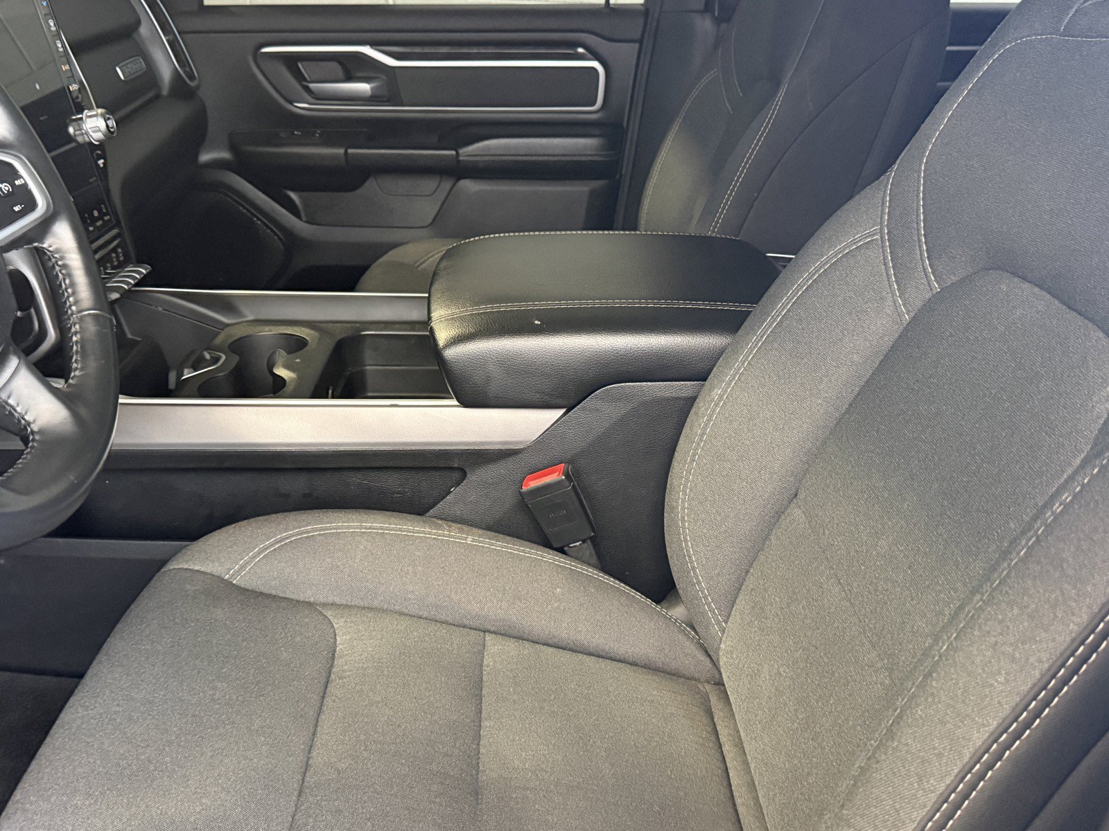 Used 2023 RAM 1500 Big Horn AWD/4WD image 24