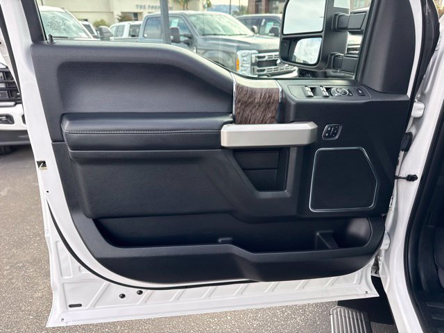 Certified 2017 Ford F350 Lariat w/ Lariat Ultimate Package AWD/4WD image 15