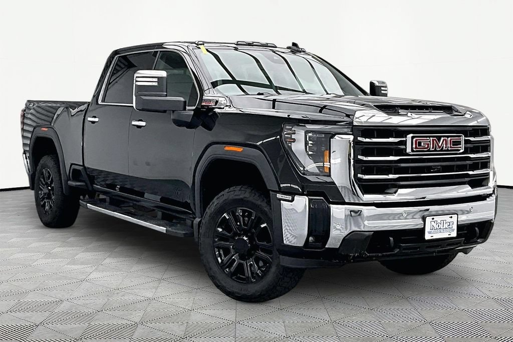 Used 2024 GMC Sierra 2500 SLT w/ SLT Premium Package AWD/4WD image 12