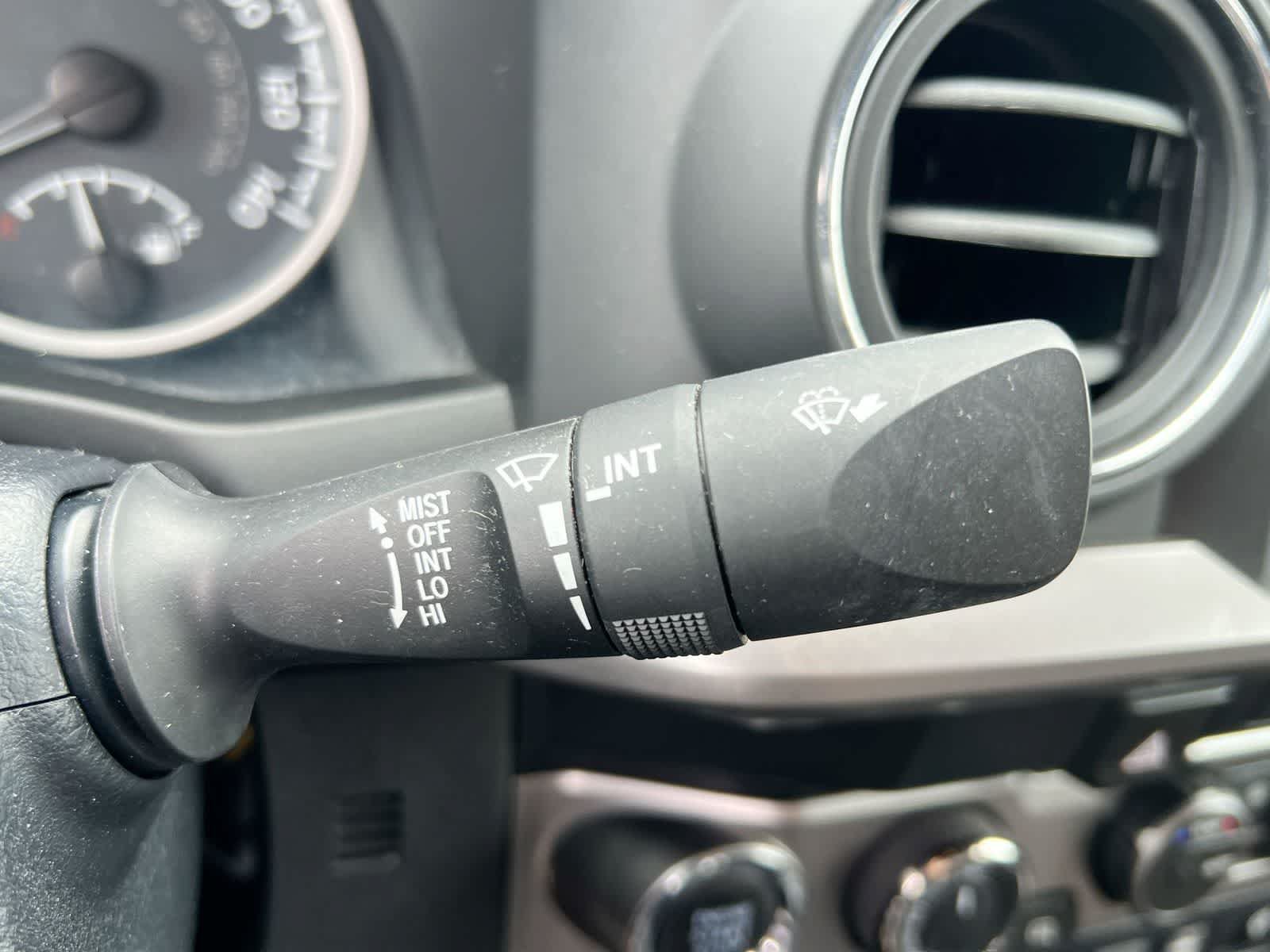 Used 2019 Toyota Tacoma Limited AWD/4WD image 25