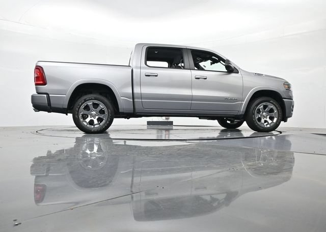 Used 2025 RAM 1500 Big Horn AWD/4WD image 33