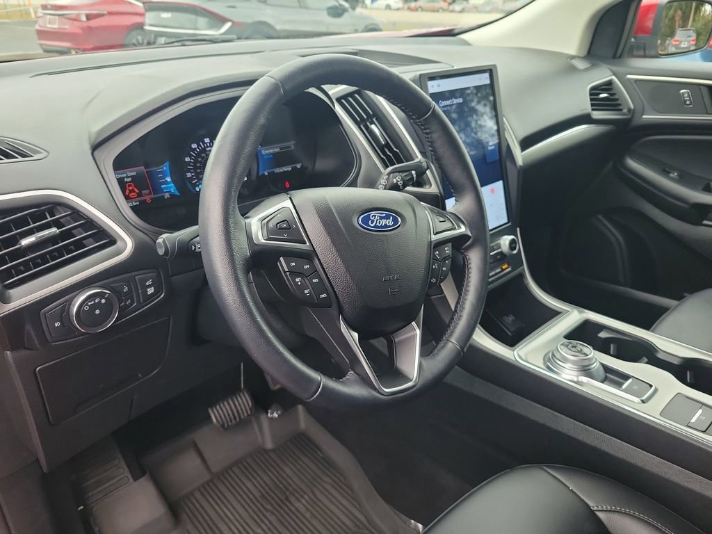 Certified 2022 Ford Edge SEL w/ Convenience Package image 17