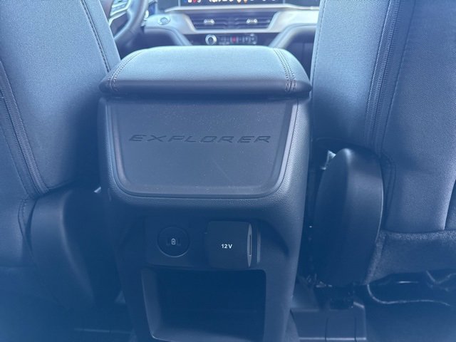 Certified 2025 Ford Explorer Active image 36
