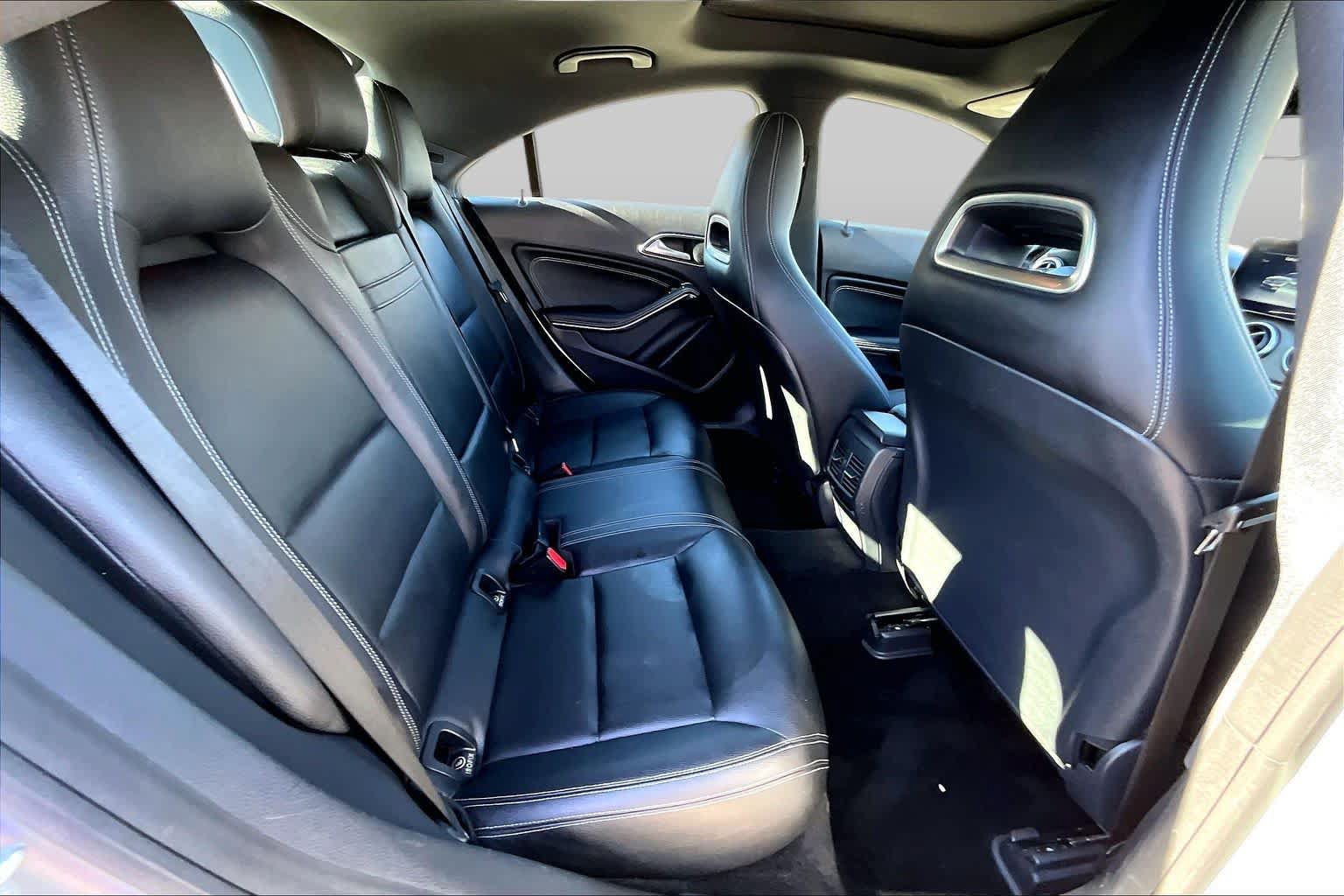 Used 2018 Mercedes-Benz CLA 250 image 20