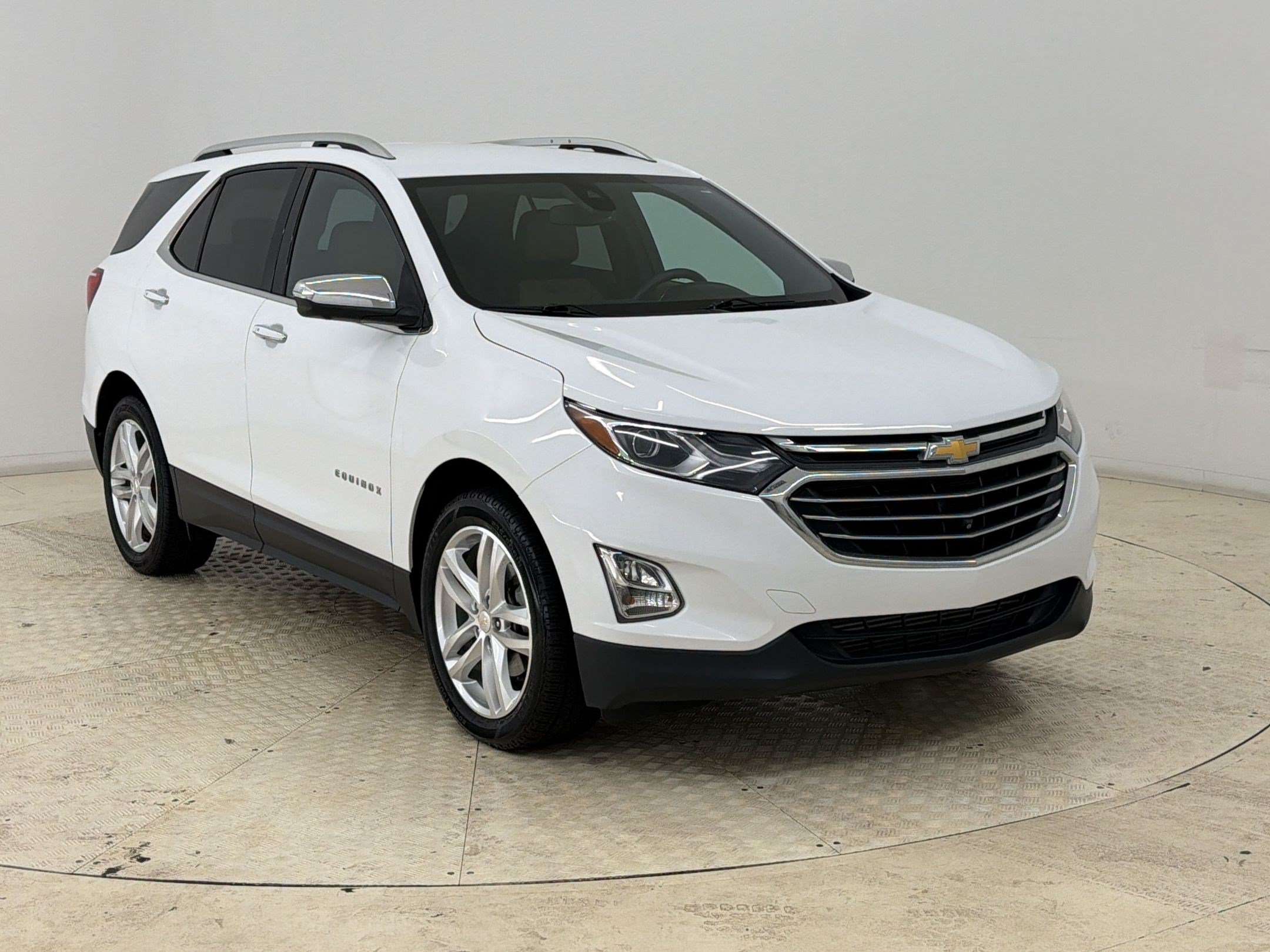 Used 2019 Chevrolet Equinox Premier FWD image 7