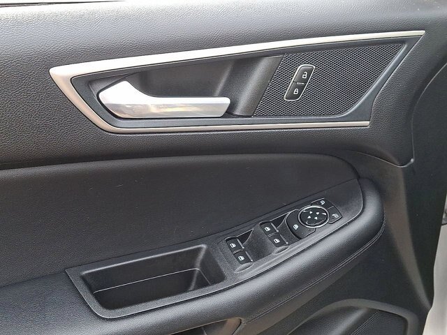 Certified 2023 Ford Edge SEL AWD/4WD image 10