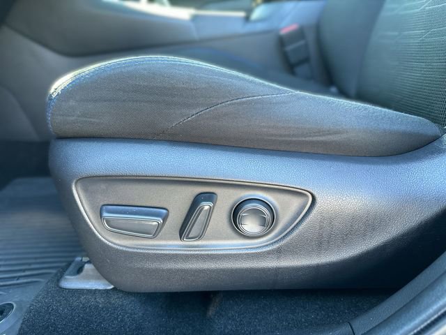 Used 2024 Toyota RAV4 SE w/ Weather Package image 14