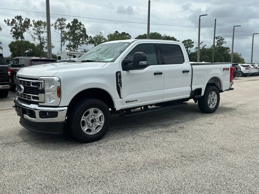 Certified 2025 Ford F250 XLT w/ FX4 Off-Road Package AWD/4WD image 2