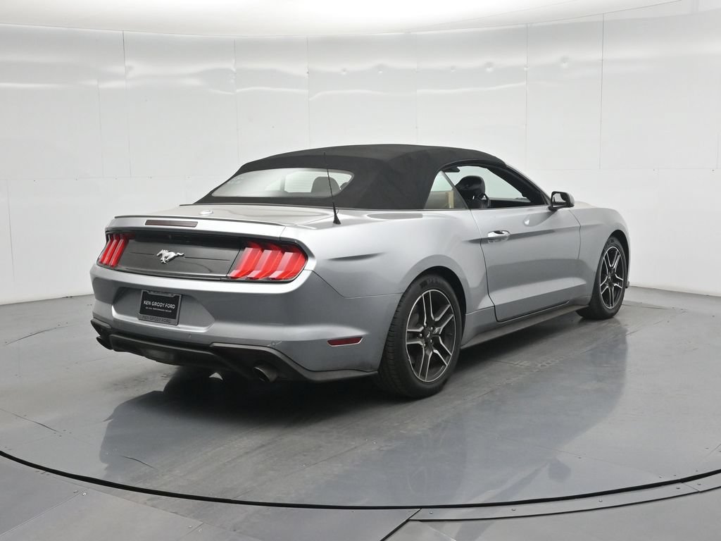 Certified 2022 Ford Mustang Premium RWD image 8