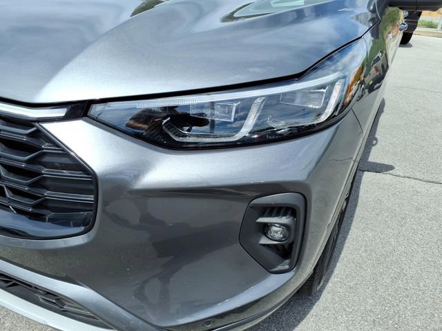 Certified 2024 Ford Escape ST-Line Elite w/ Premium Technology Package AWD/4WD image 16