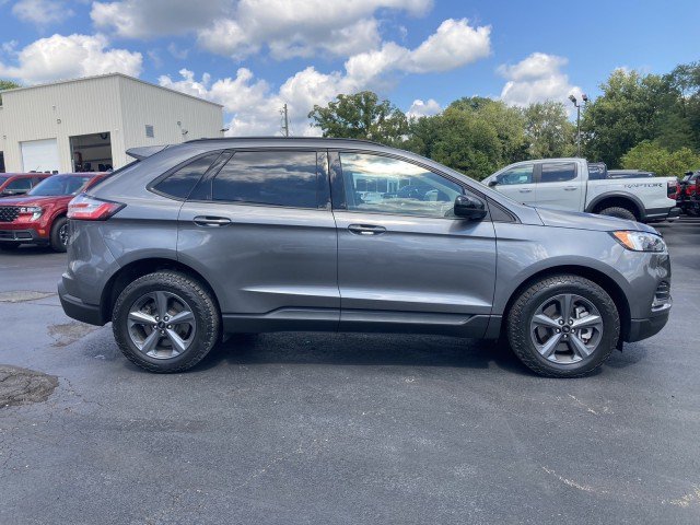 Certified 2024 Ford Edge SEL w/ Sport Appearance Package AWD/4WD image 5