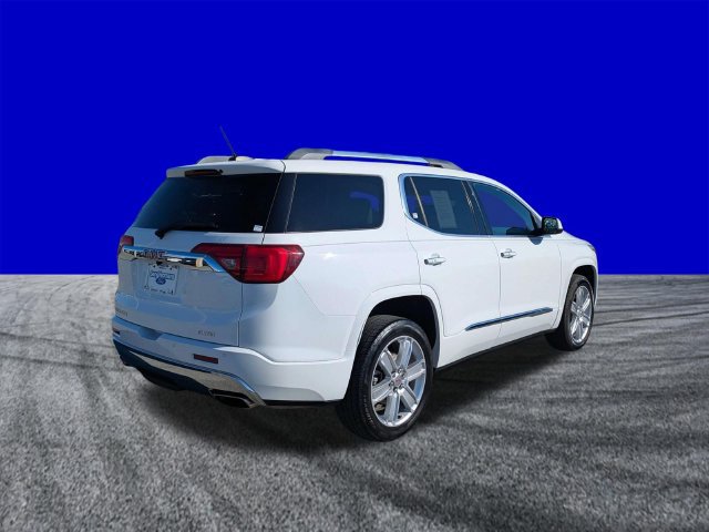 Used 2019 GMC Acadia Denali w/ Technology Package AWD/4WD image 4