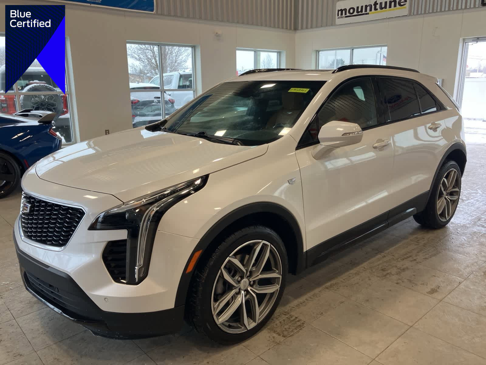 Used 2023 Cadillac XT4 Sport image 1