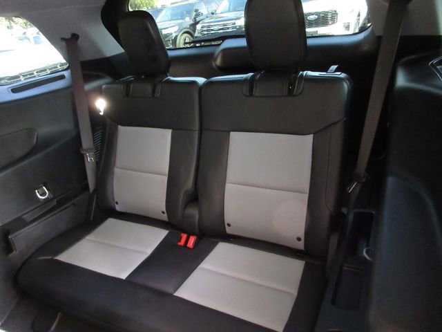 Certified 2023 Ford Explorer XLT w/ Equipment Group 202A image 27