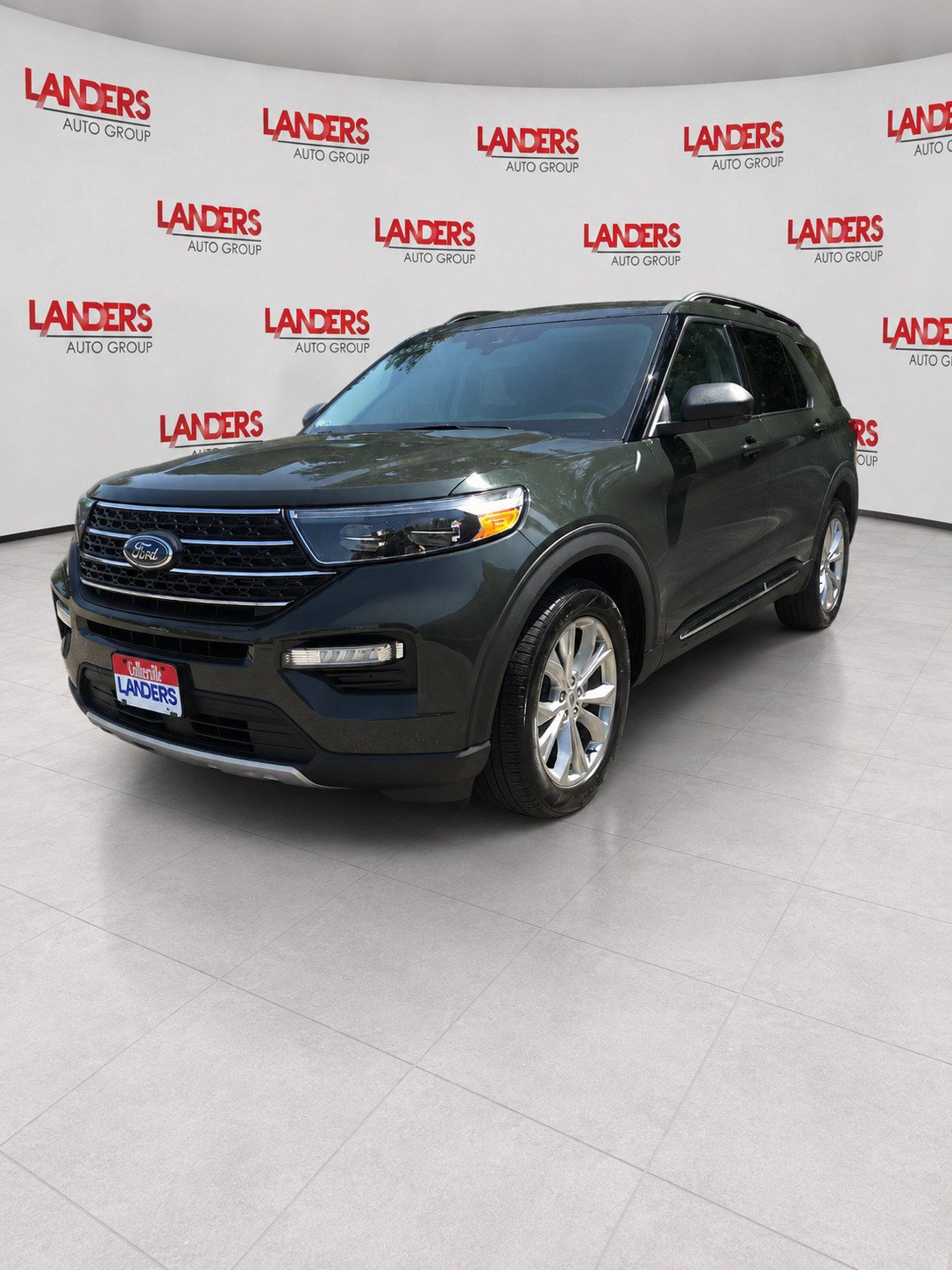 Certified 2023 Ford Explorer XLT w/ Equipment Group 202A