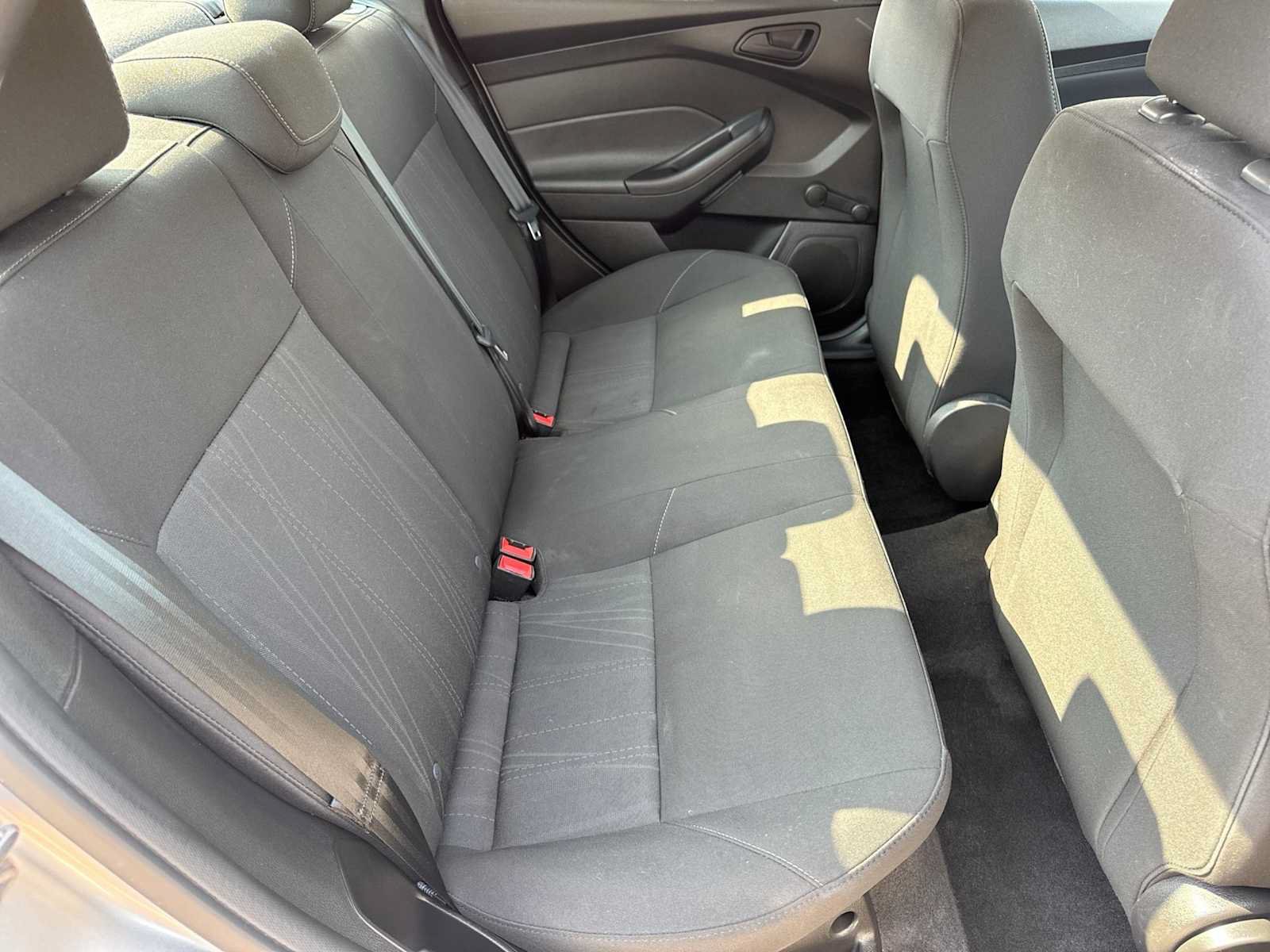 Certified 2018 Ford Focus S FWD image 19