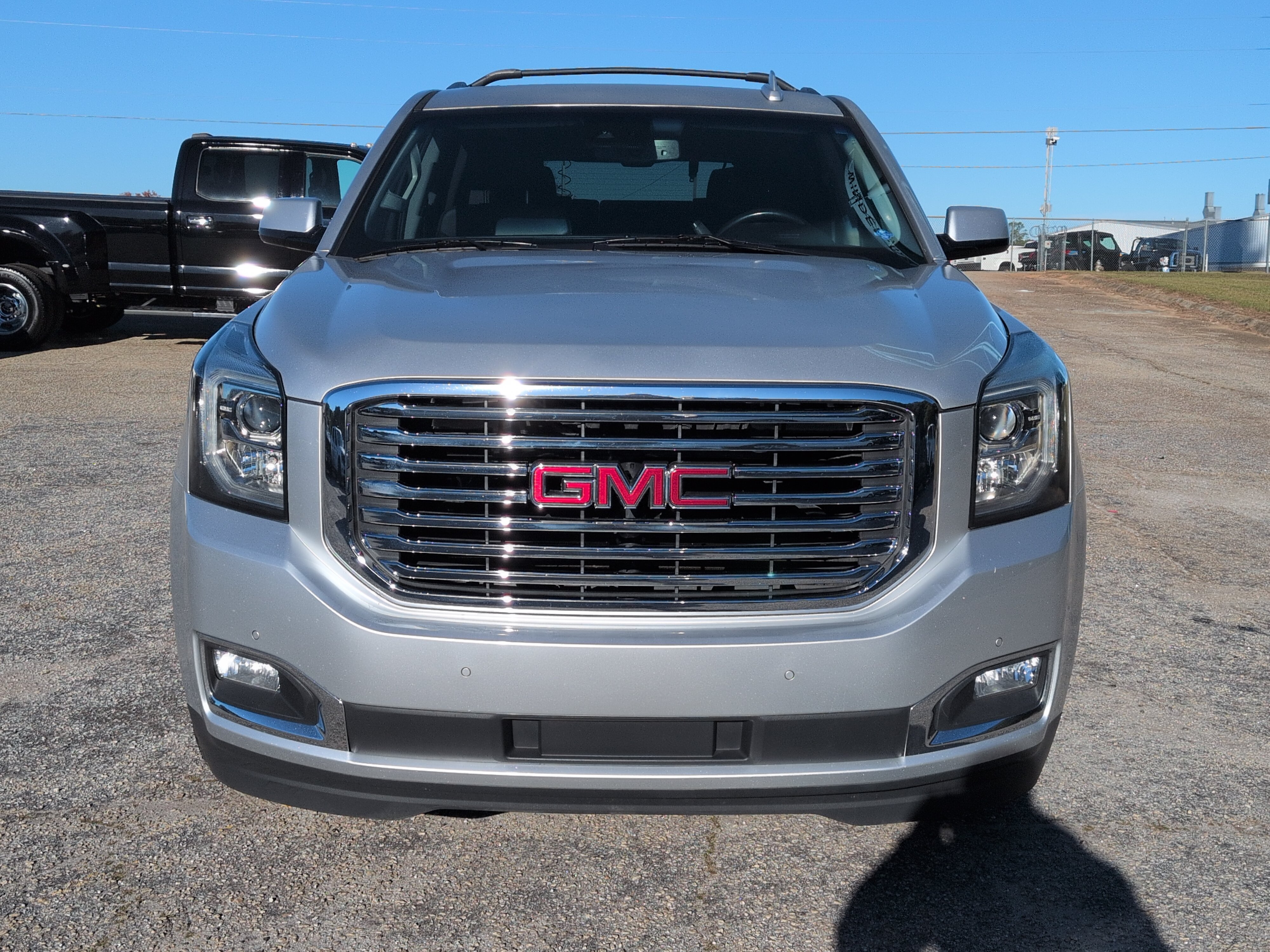 Used 2019 GMC Yukon SLT w/ Premium Edition RWD image 7