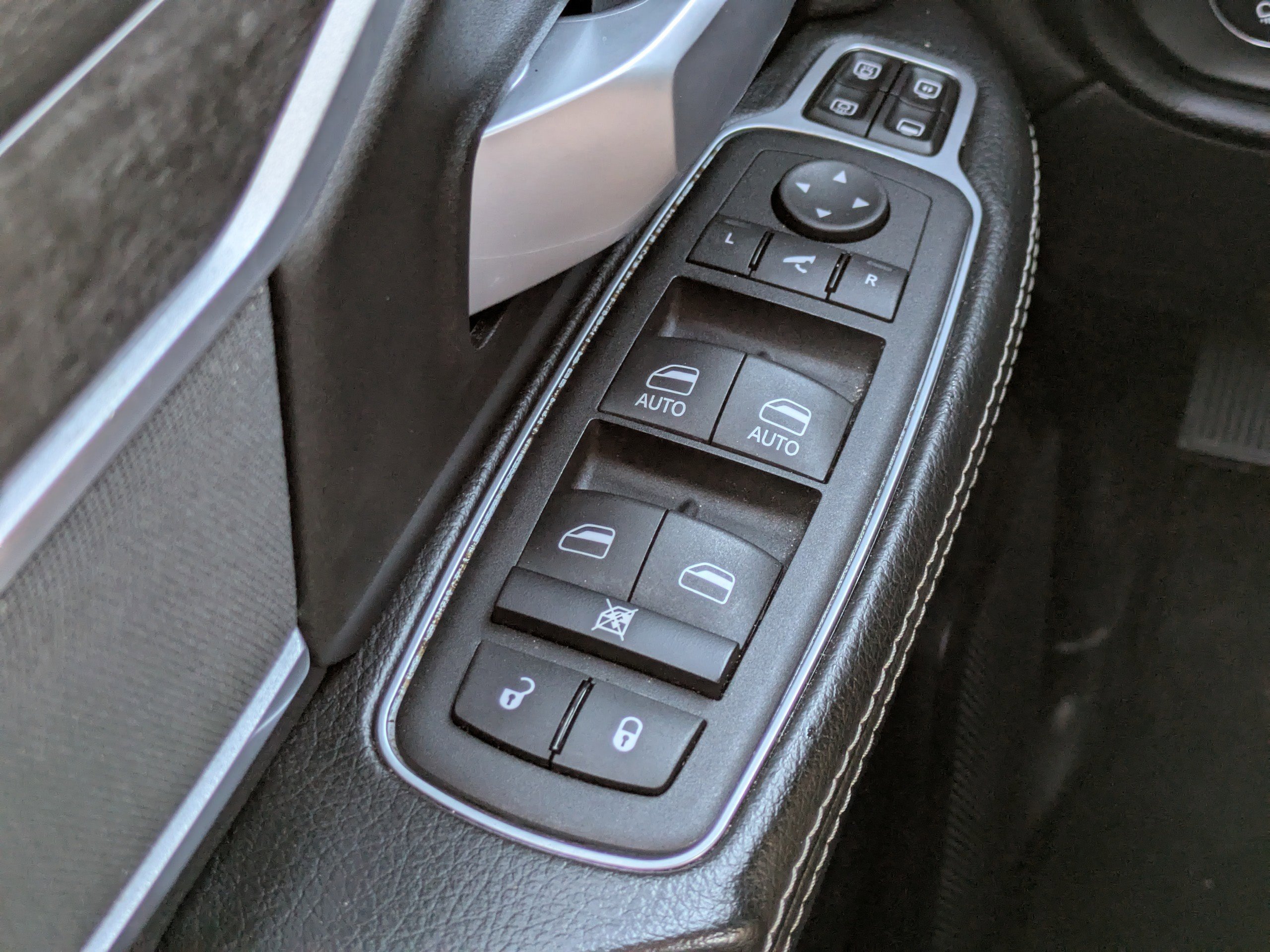 Used 2024 RAM 2500 Big Horn w/ Bed Utility Group image 20