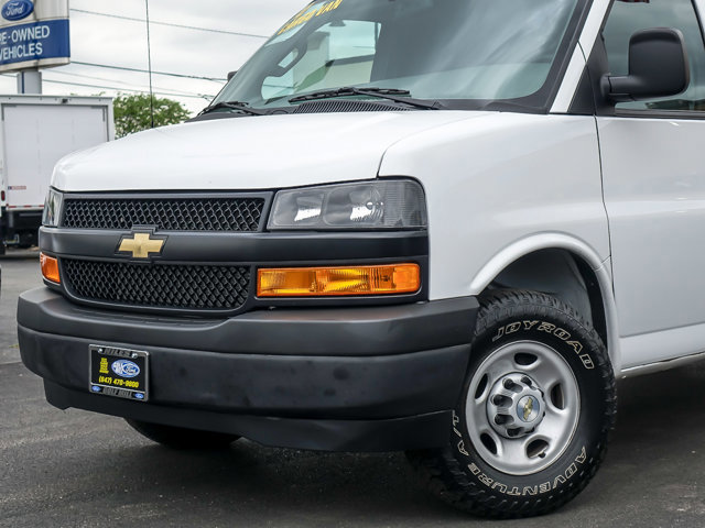 Used 2024 Chevrolet Express 2500 Extended w/ Driver Convenience Package RWD image 2