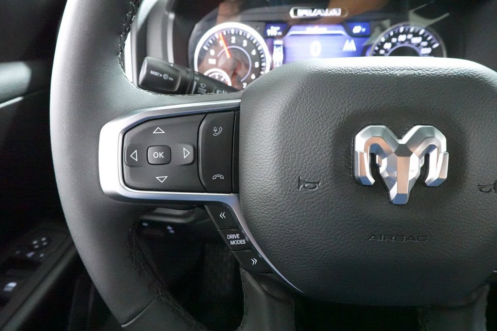 Used 2025 RAM 1500 Big Horn AWD/4WD image 13