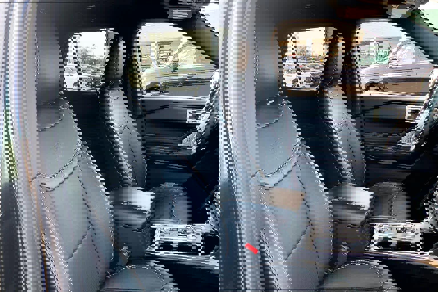 Certified 2020 Ford Explorer ST w/ Premium Technology Package image 10