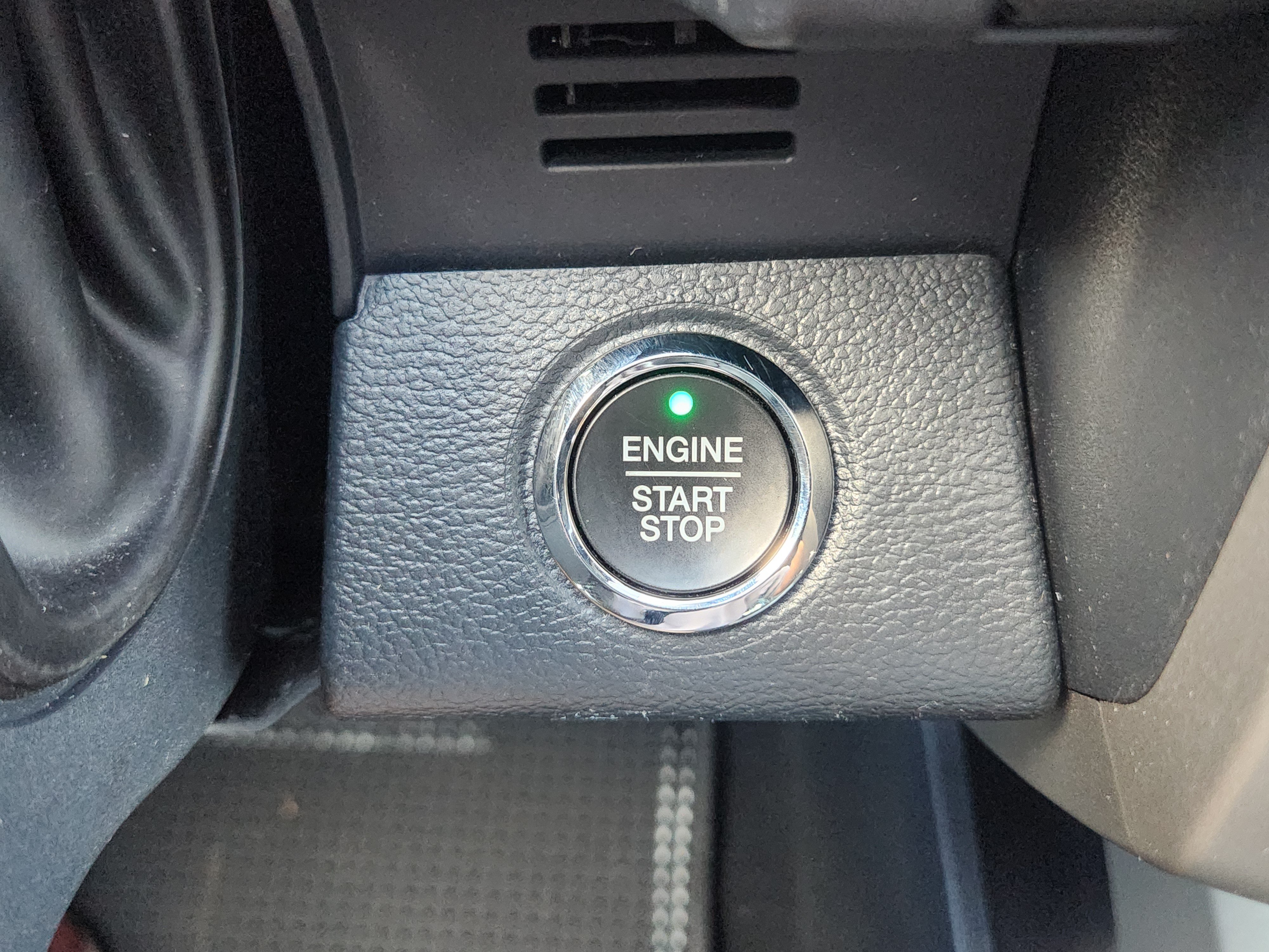 Certified 2022 Ford F250 Lariat w/ Lariat Ultimate Package AWD/4WD image 16