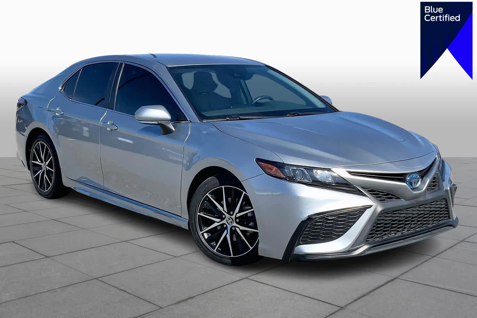Used 2023 Toyota Camry SE