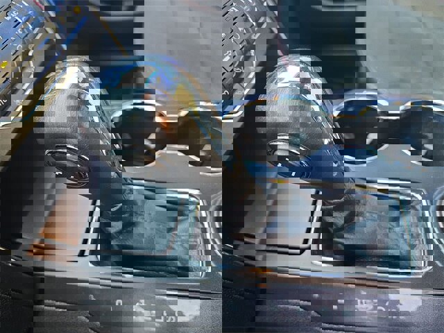 Certified 2019 Ford Explorer XLT w/ Equipment Group 202A image 20