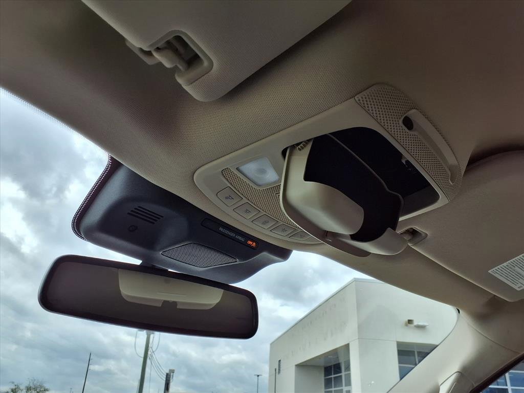 Certified 2022 Ford Expedition XLT image 23