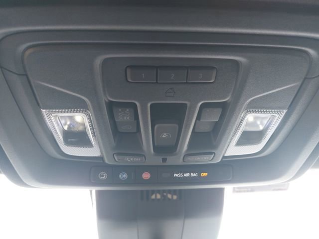 Used 2025 GMC Sierra 1500 AT4 w/ AT4 Premium Package image 26