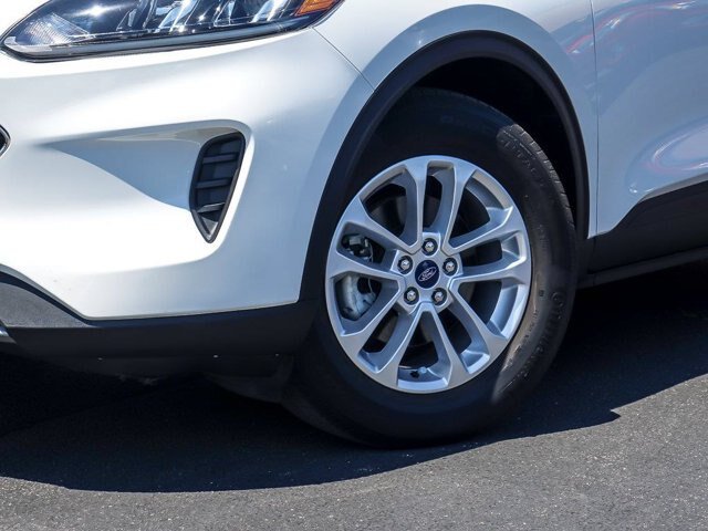 Certified 2022 Ford Escape SE w/ Convenience Package FWD image 4