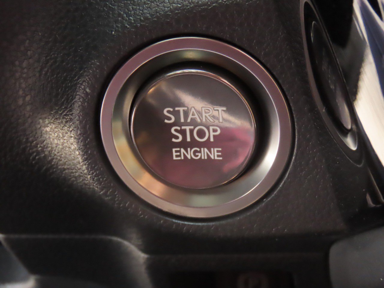 Used 2022 Lexus ES 350 w/ Premium Package FWD image 7