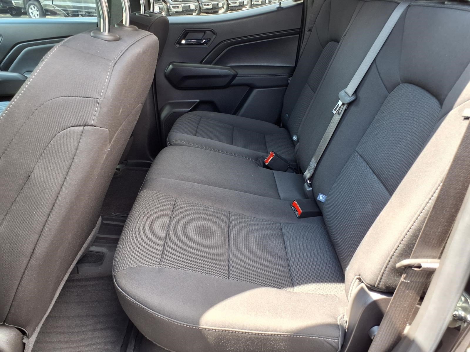 Used 2025 Chevrolet Colorado LT RWD image 11