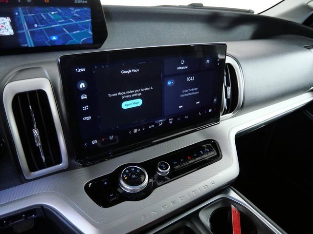 Certified 2025 Ford Expedition Active AWD/4WD image 20
