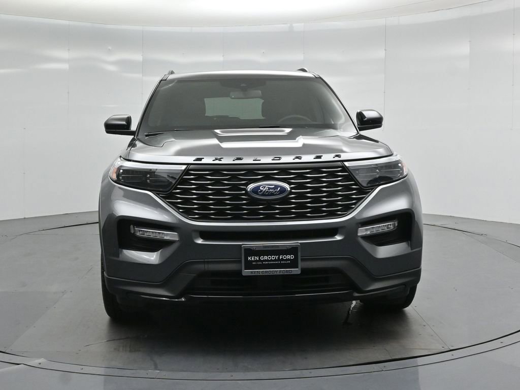 Certified 2024 Ford Explorer ST-Line w/ Class IV Trailer Tow Package RWD image 50