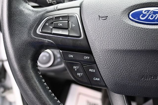 Certified 2019 Ford Escape SE FWD image 17