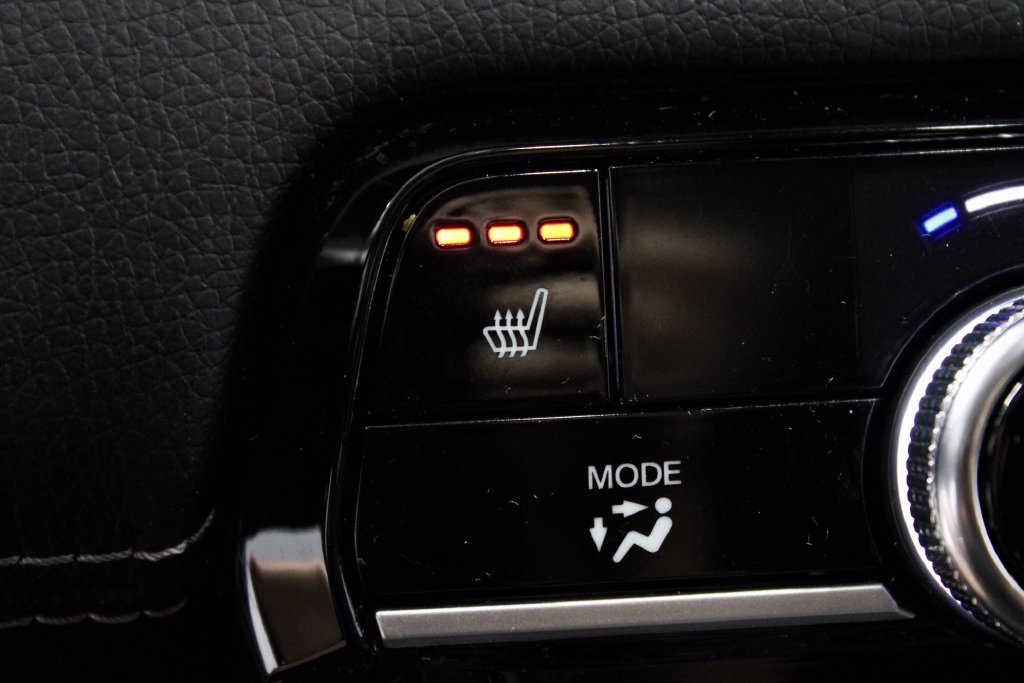 Used 2023 Honda Pilot EX-L image 4