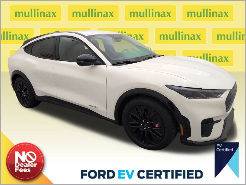 Certified 2025 Ford Mustang Mach-E Premium w/ Sport Appearance Package image 7