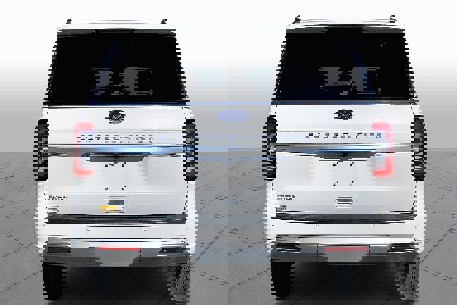 Certified 2024 Ford Expedition Platinum image 2