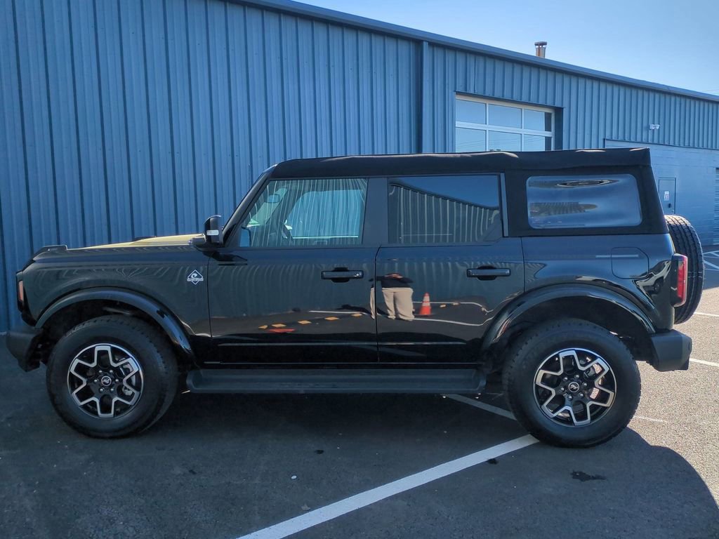 Certified 2025 Ford Bronco Outer Banks image 3