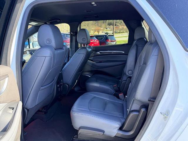 Used 2023 Buick Enclave Essence FWD image 14