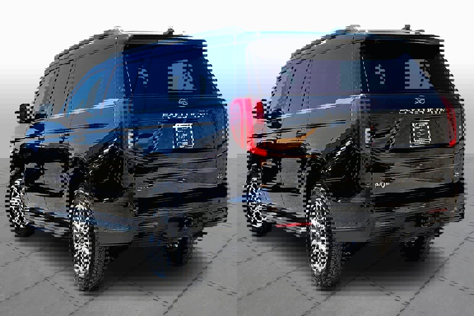 Certified 2025 Ford Expedition Max Active image 4