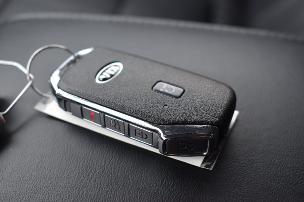 Used 2021 Kia Telluride SX w/ Towing Package AWD/4WD image 39