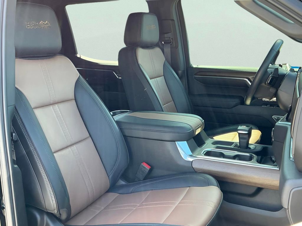 Used 2024 Chevrolet Silverado 1500 High Country image 17