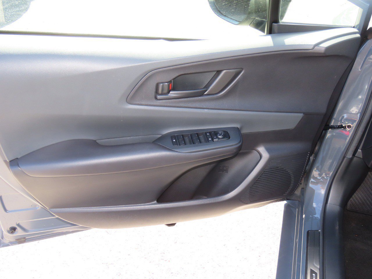 Used 2023 Toyota Prius LE image 24